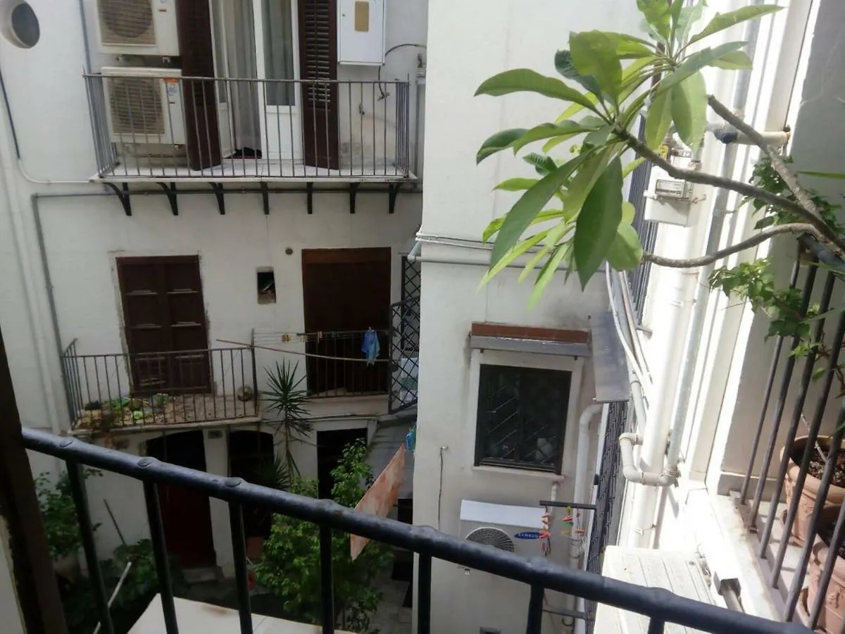 Casa Tea: Nel Cuore Del Centro Storico 팔레르모 이탈리아